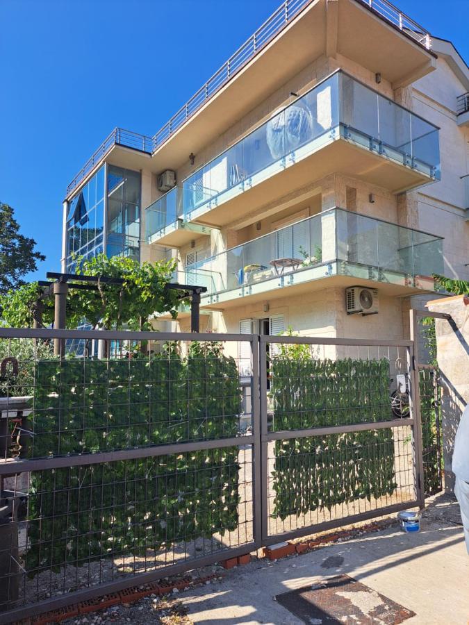 Apartments With Sea View In Prcanj Kotor Dış mekan fotoğraf