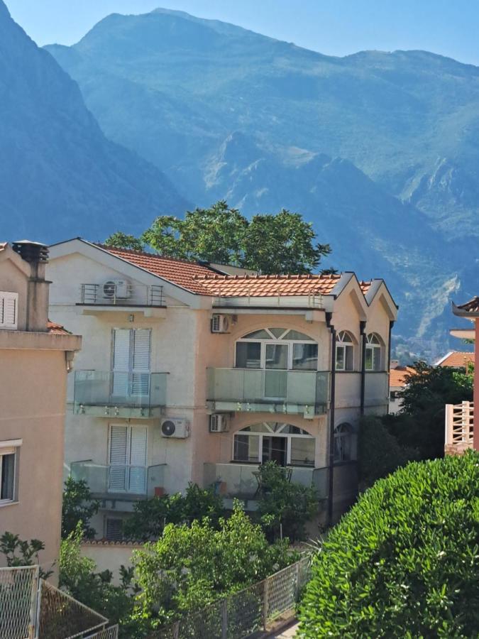 Apartments With Sea View In Prcanj Kotor Dış mekan fotoğraf
