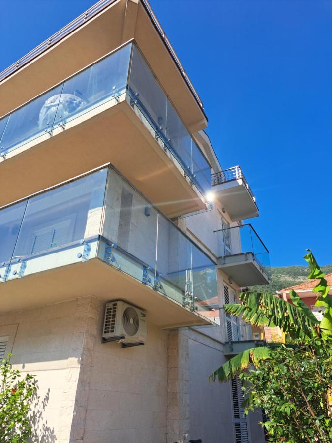 Apartments With Sea View In Prcanj Kotor Dış mekan fotoğraf
