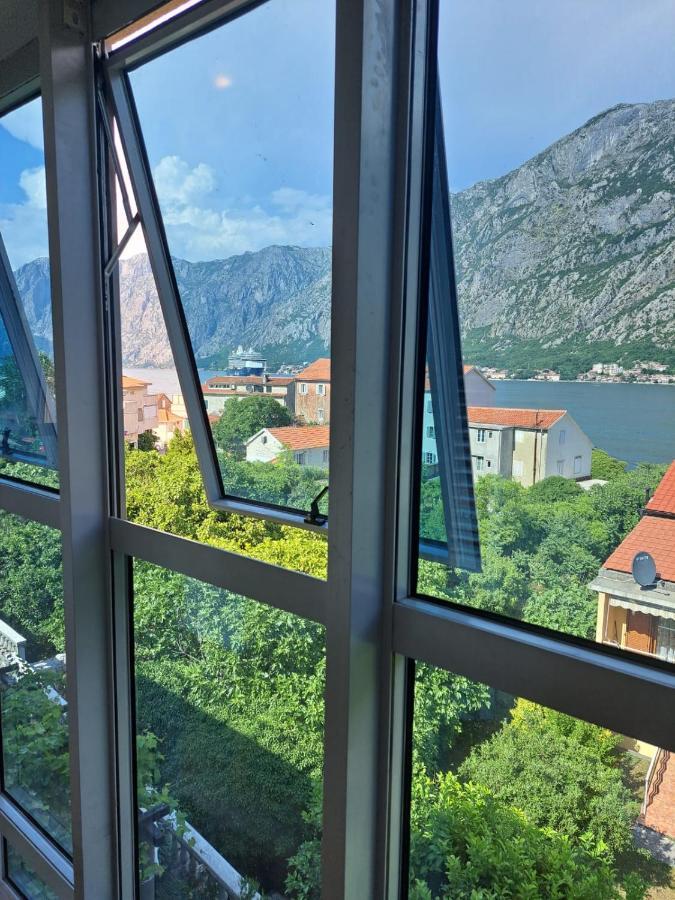 Apartments With Sea View In Prcanj Kotor Dış mekan fotoğraf