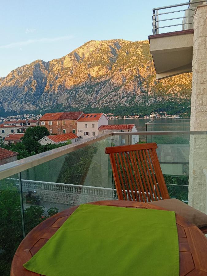 Apartments With Sea View In Prcanj Kotor Dış mekan fotoğraf