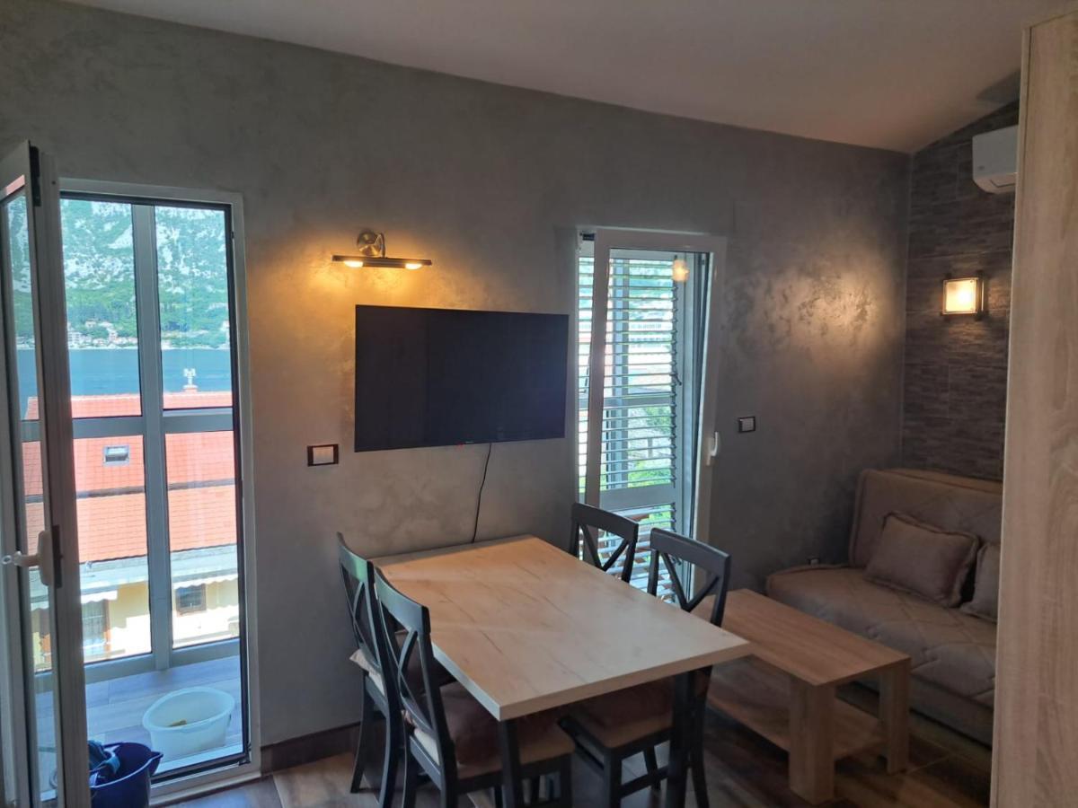 Apartments With Sea View In Prcanj Kotor Dış mekan fotoğraf