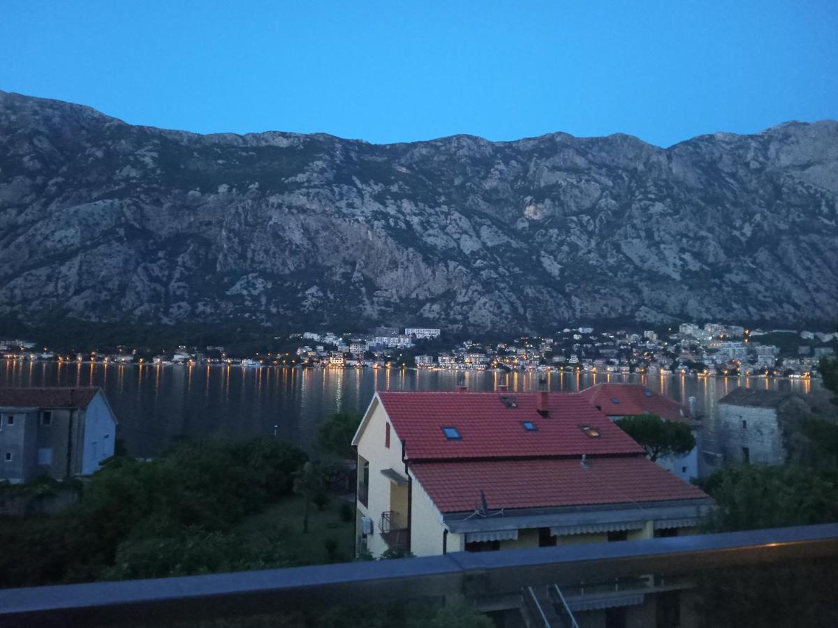 Apartments With Sea View In Prcanj Kotor Dış mekan fotoğraf
